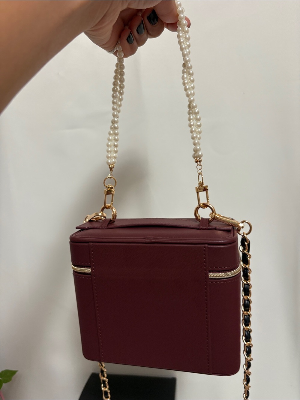NIB Ysl beauty vanity pouch in to crossbody bag - Picture 5 of 13